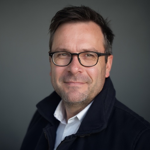 Dr. Varga Tamás — magyar online kaszinók reviewer